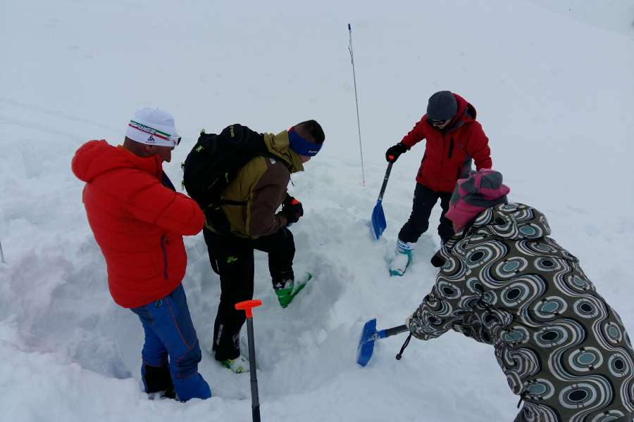 Skitour First
